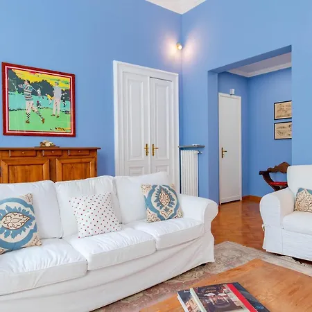 The Queen, Ac, Parking By Happyhostorino * 토리노