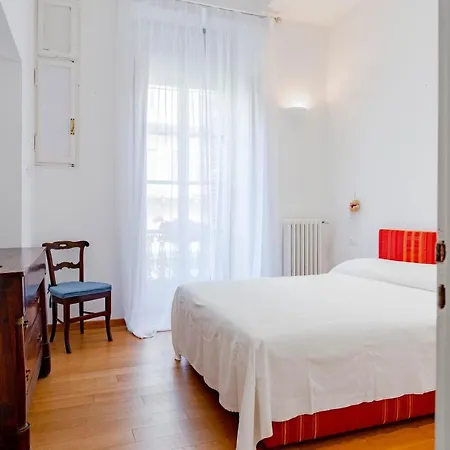 Apartamento The Queen, Ac, Parking By Happyhostorino