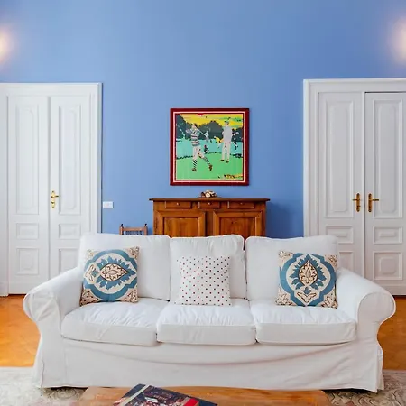 Apartamento The Queen, Ac, Parking By Happyhostorino Turim