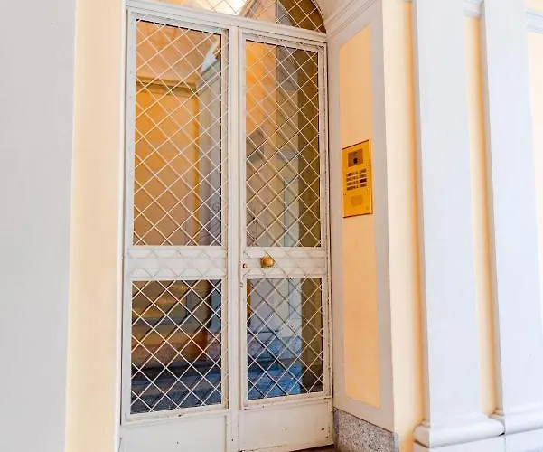 Appartamento The Queen, Ac, Parking By Happyhostorino Torino