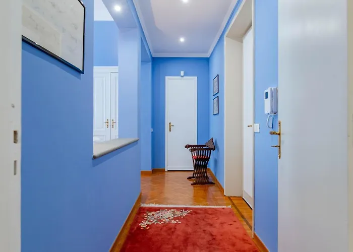 Appartamento The Queen, Ac, Parking By Happyhostorino Torino