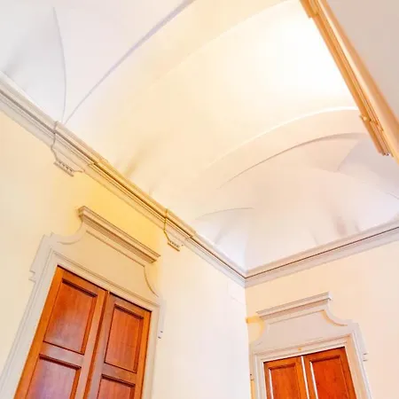 Apartment The Queen By Happyhostorino Turin