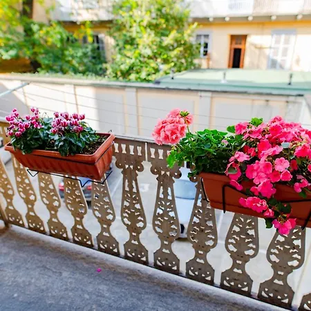 Lejlighed The Queen, Ac, Parking By Happyhostorino