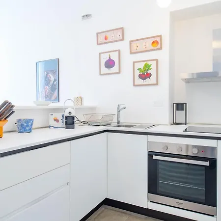 The Queen, Ac, Parking By Happyhostorino Lejlighed Torino